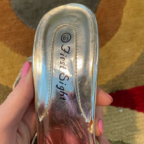 First Sight Silver Rhinestone Dressy Fancy Formal Low Heels Sandals Size 6.5 - Picture 7 of 9